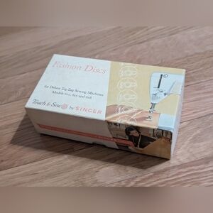 Touch and sew singer fashion disks set of 12